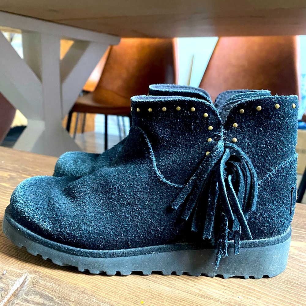 Great Black Kids Uggs Mid Boot Size 13 with studs and Fringe!